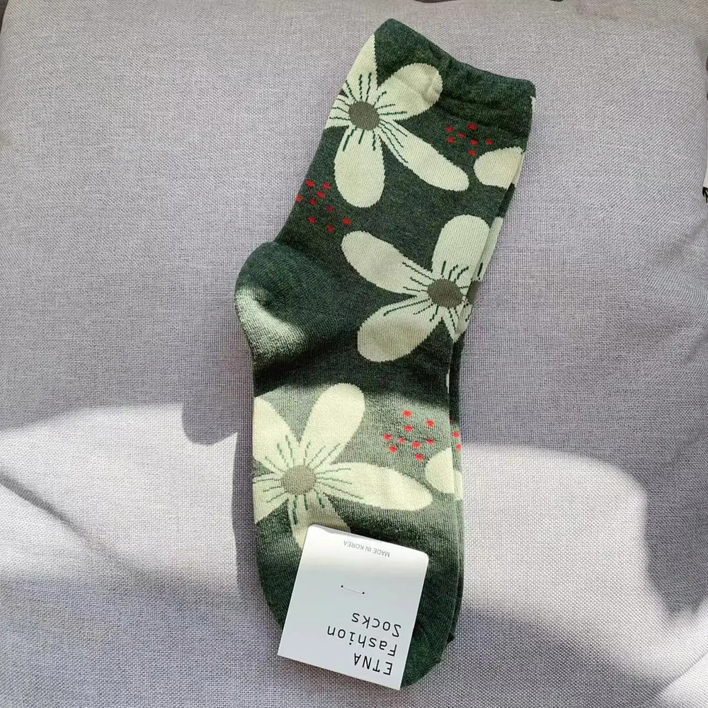 X36 Green Boho  Flower Patterned Fashion Socks | Green One Size 5.5-9.5